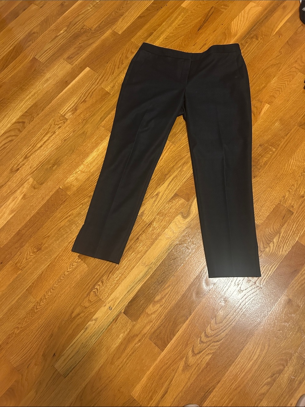 Tahari trousers